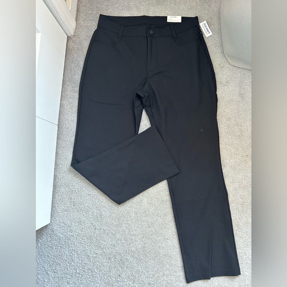 black hybrid pant